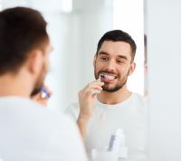 Le normali manovre di igiene orale Le normali manovre di igiene orale